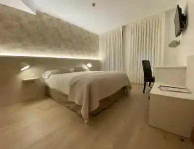 Paris - 19