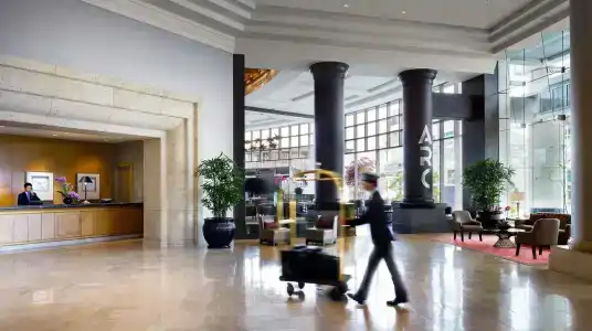 Fairmont Waterfront - 17