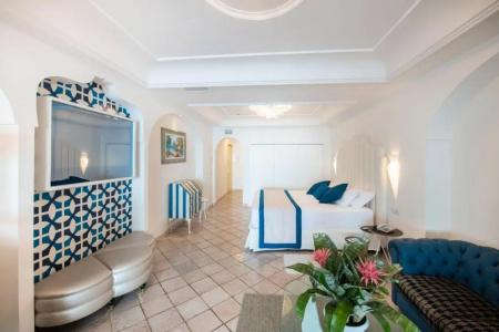 Eden Roc Suites - 297