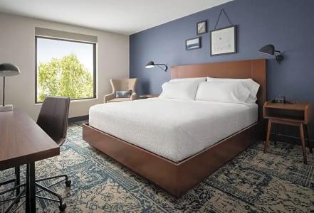 Four Points by Sheraton Downtown - 25