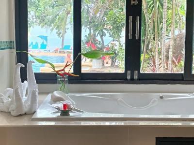 Sand Sea Resort & Spa - Sha Extra Plus - 64