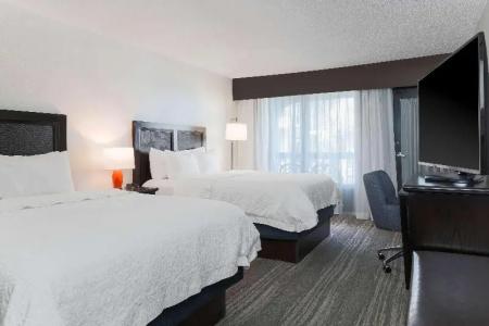 Hampton Inn - 151