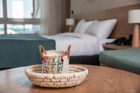 Redcon Suites - 115