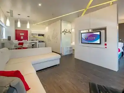 Ramada Encore by Wyndham Guadalajara - 51