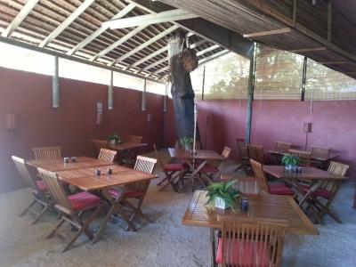 Sous Le Badamier - 33