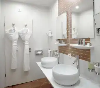 La Cour Des Augustins Boutique Gallery Design - 8