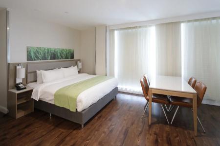 Wyndham Garden Fresh Meadows Flushing - 6