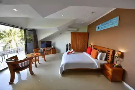 Crown Beach Seychelles - 4