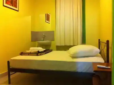 Zeus Hostel - 28