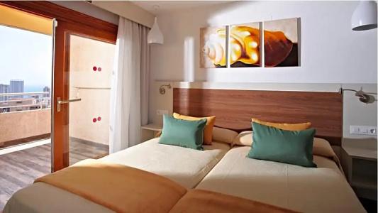 Sandos Benidorm Suites - 37