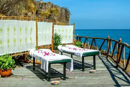 Diamond Bay Resort & Spa - 33