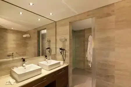 Boutique 5 & Spa - Adults Only - 9