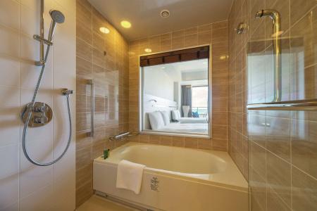 Hilton Okinawa Chatan Resort - 16