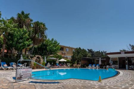 Apollonia Holiday - 89