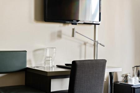 Tylebackl; Sure Collection by Best Western - 53