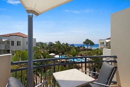 Golden Riviera Absolute Beachfront - 20