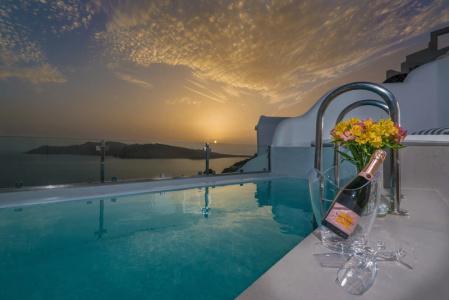 Elite Luxury Suites - 51