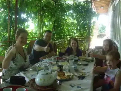 Khachik's B&B - 9