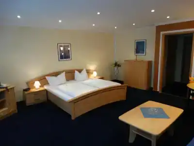 & Restaurant zur Loreley - 30