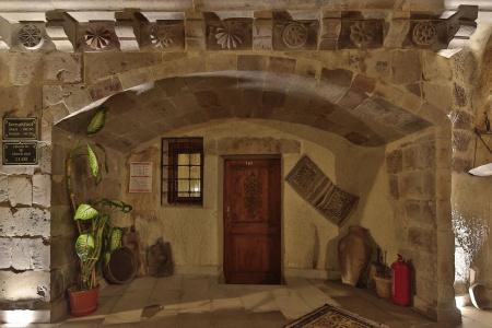 Charming Cave - 9