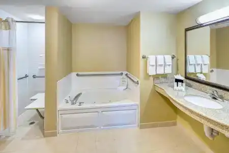 Hilton Garden Inn - 54
