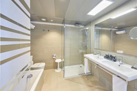 Tonga Tower Design & Suites - 47