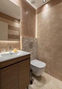 Rhodes SkyLine Suites - 26