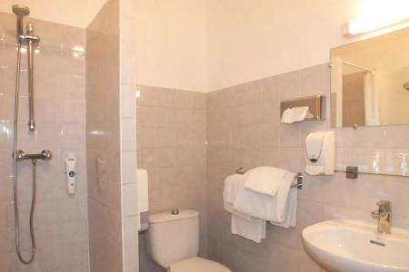 Comfort Cecil Metz Gare - 30