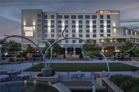 Hilton Garden Inn Charlotte Waverly - 40