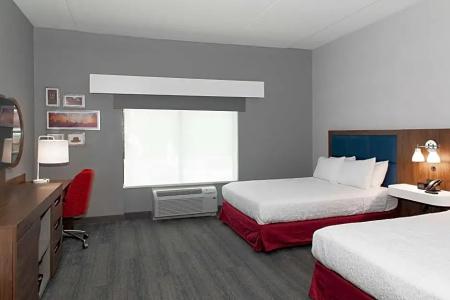 Hampton Inn & Suites Charlotte Steele Creek Road, Nc - 67