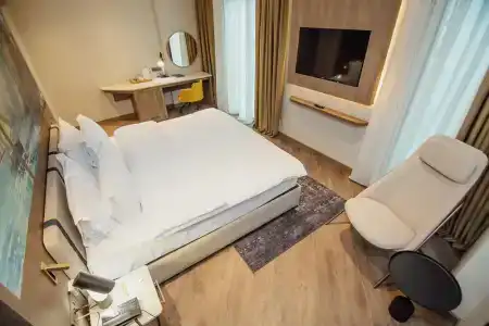 La Quinta by Wyndham Batumi - 11