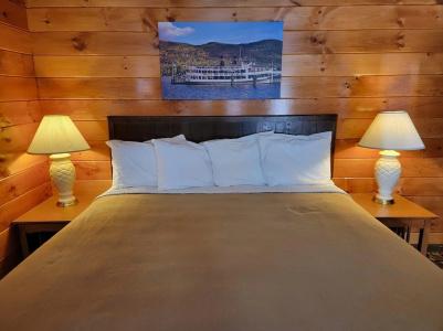 Lake Crest Inn - 52