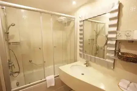 Mandarin Resort & Spa - 9