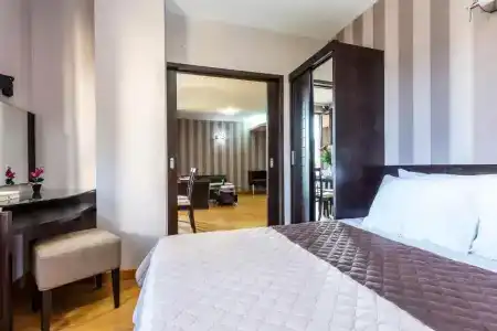 CityHome Aparthotel - 81