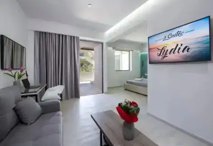 xSuites - 31
