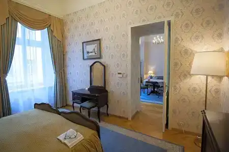 Grand - 109