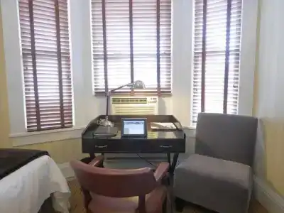 Executive Vintage Court - 9