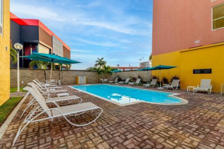 City Express Cancun - 15