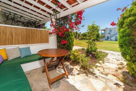 Kefi Beach & Suites - 53