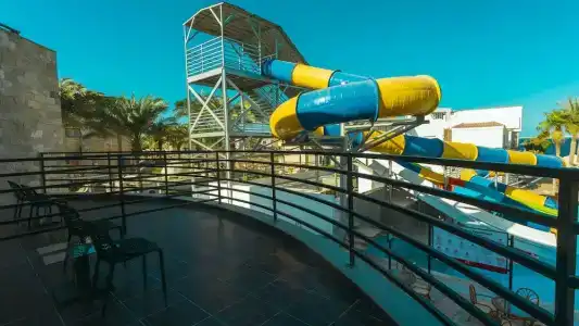 La Rosa Waves Beach - Couple & Families Only - 19