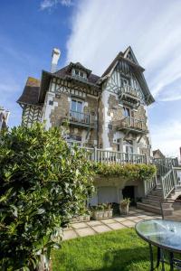 Villa Augeval Hôtel de charme & Spa - 11