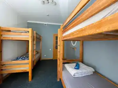 Cinnamon Sally Backpackers - 24