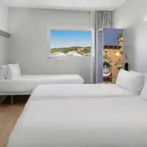 b&b Figueres - 46