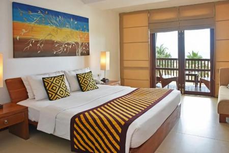 Goldi Sands - 58