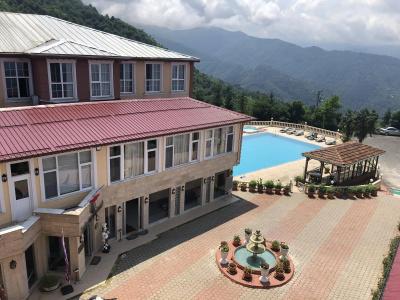 Zarha Mountain Resort - 8