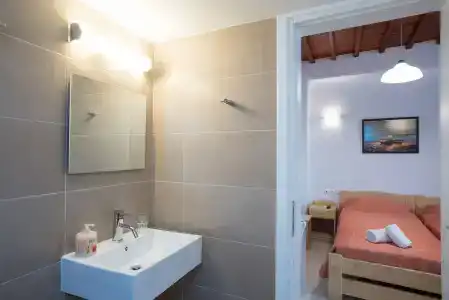 Florance  & Rooms - 6