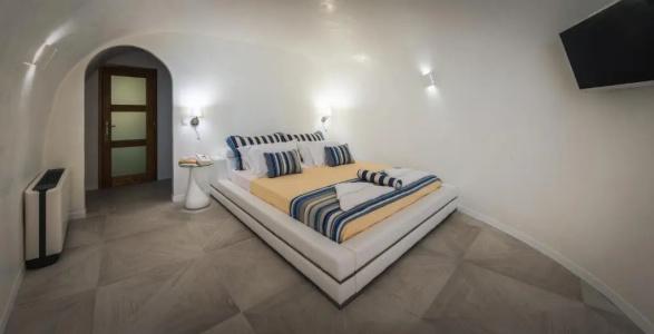 Elite Luxury Suites - 217