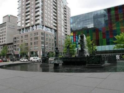 Le Dauphin Montréal Centre-Ville - 16
