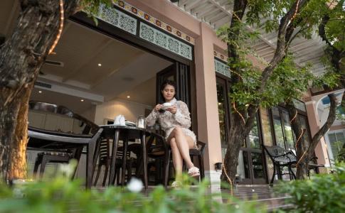 Salil Sukhumvit Soi 8 - 25