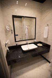 Seven Rooms Boutique - 9